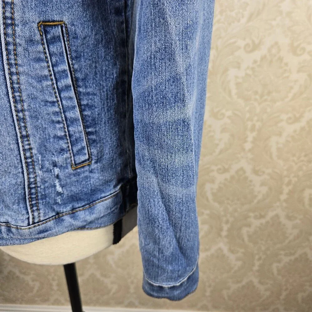 Cavalini Size Small Blue Denim Jean Jacket Button Front Pockets Long Sleeve